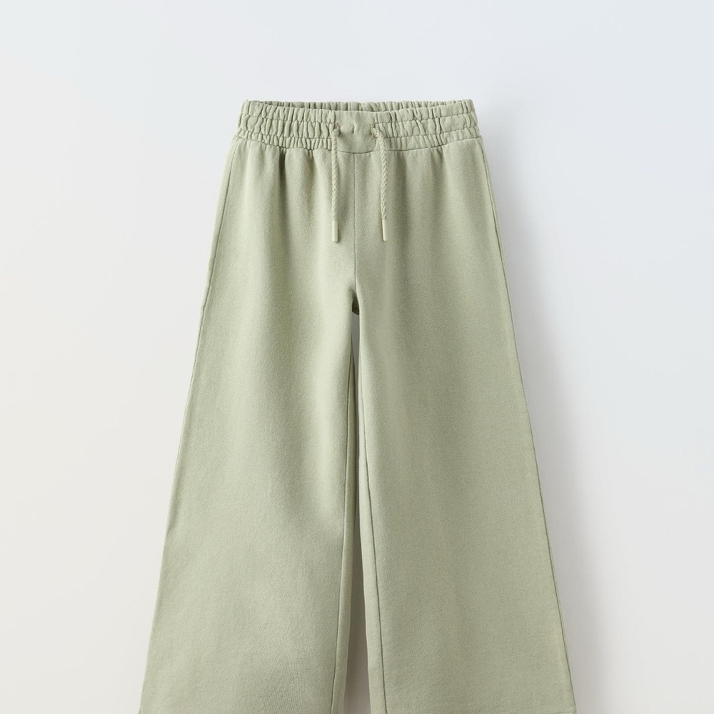 Stylish Green Wide-Leg Pants